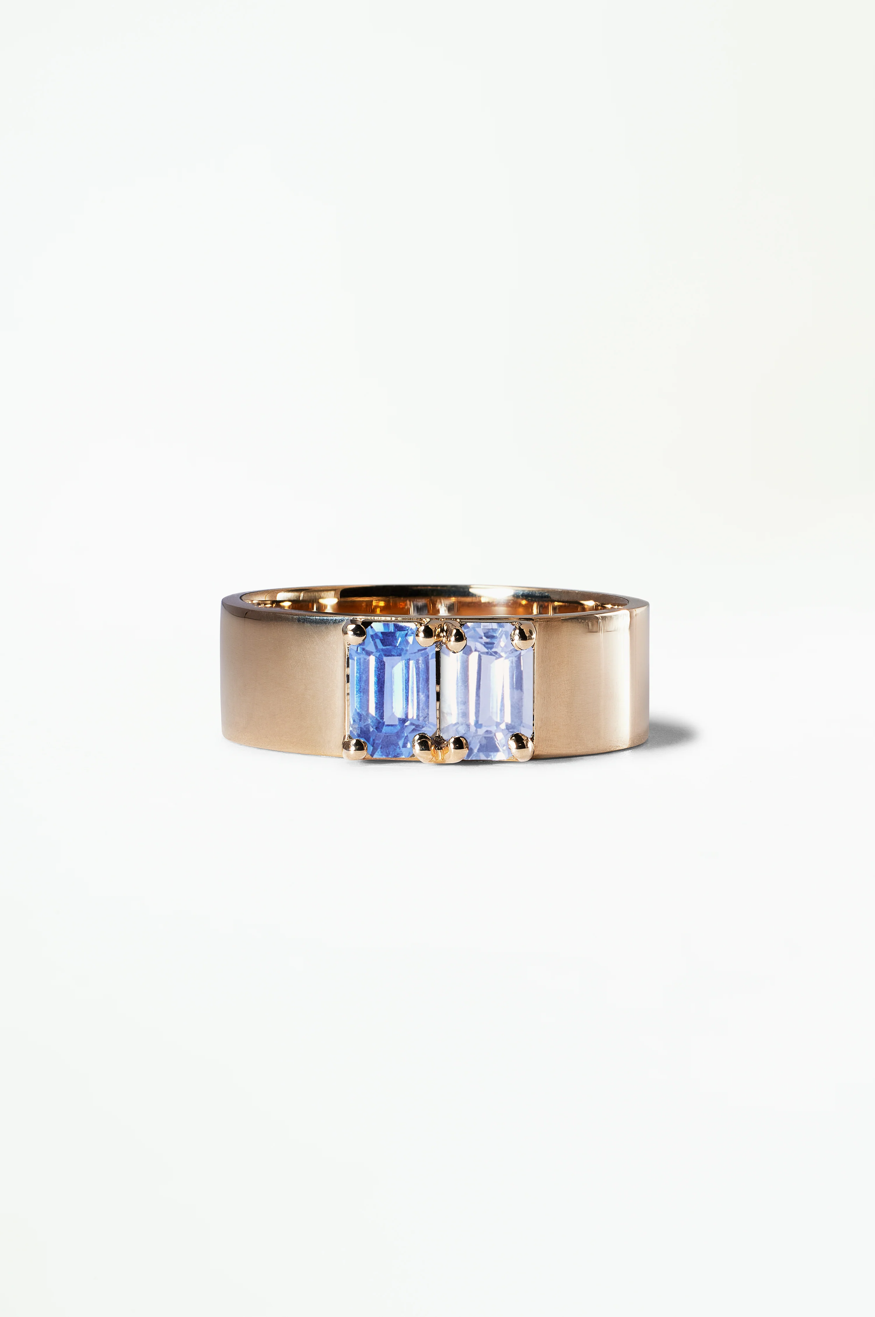 Emerald Cut Tonal Sapphire Menhir Ring