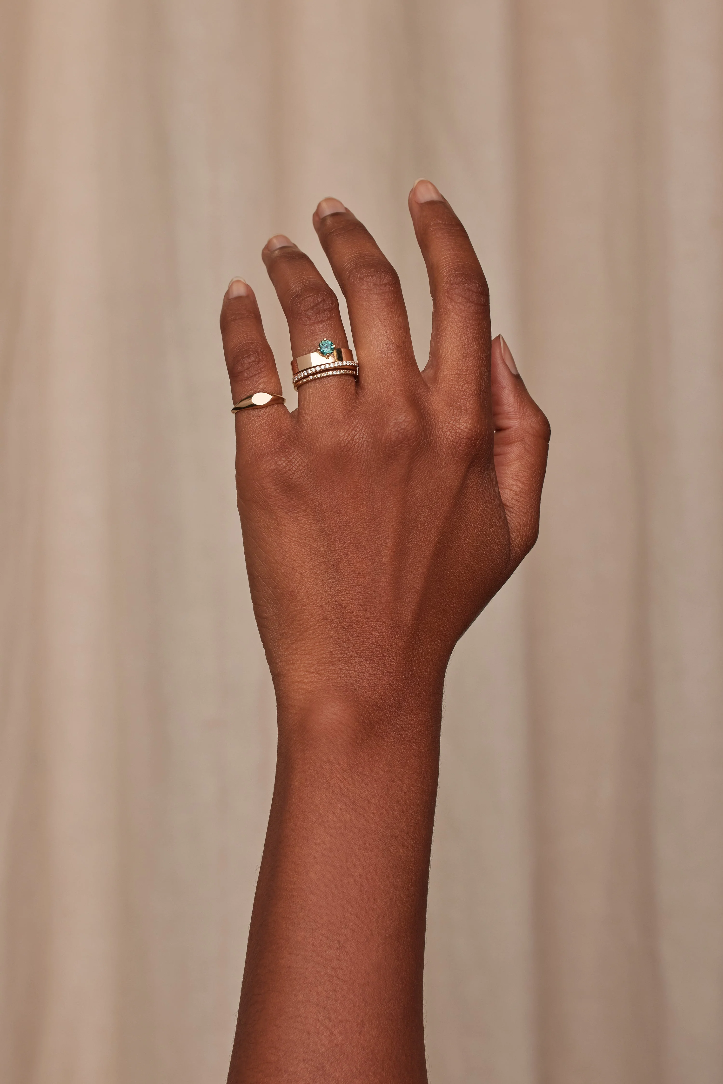Medium Round Sapphire Monolith Ring - Image 5
