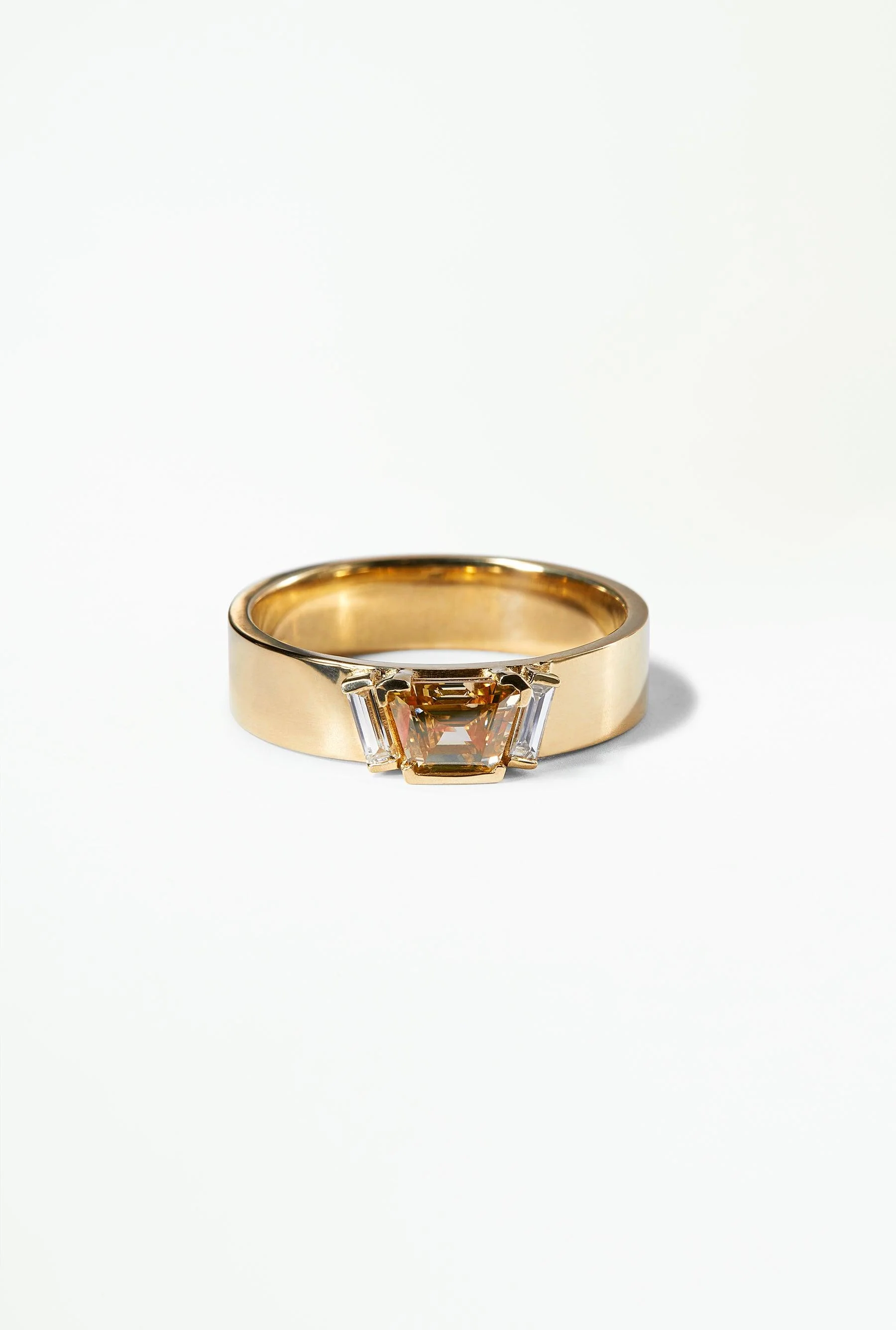 One of a Kind Menhir Ring No. 4 - Image 2