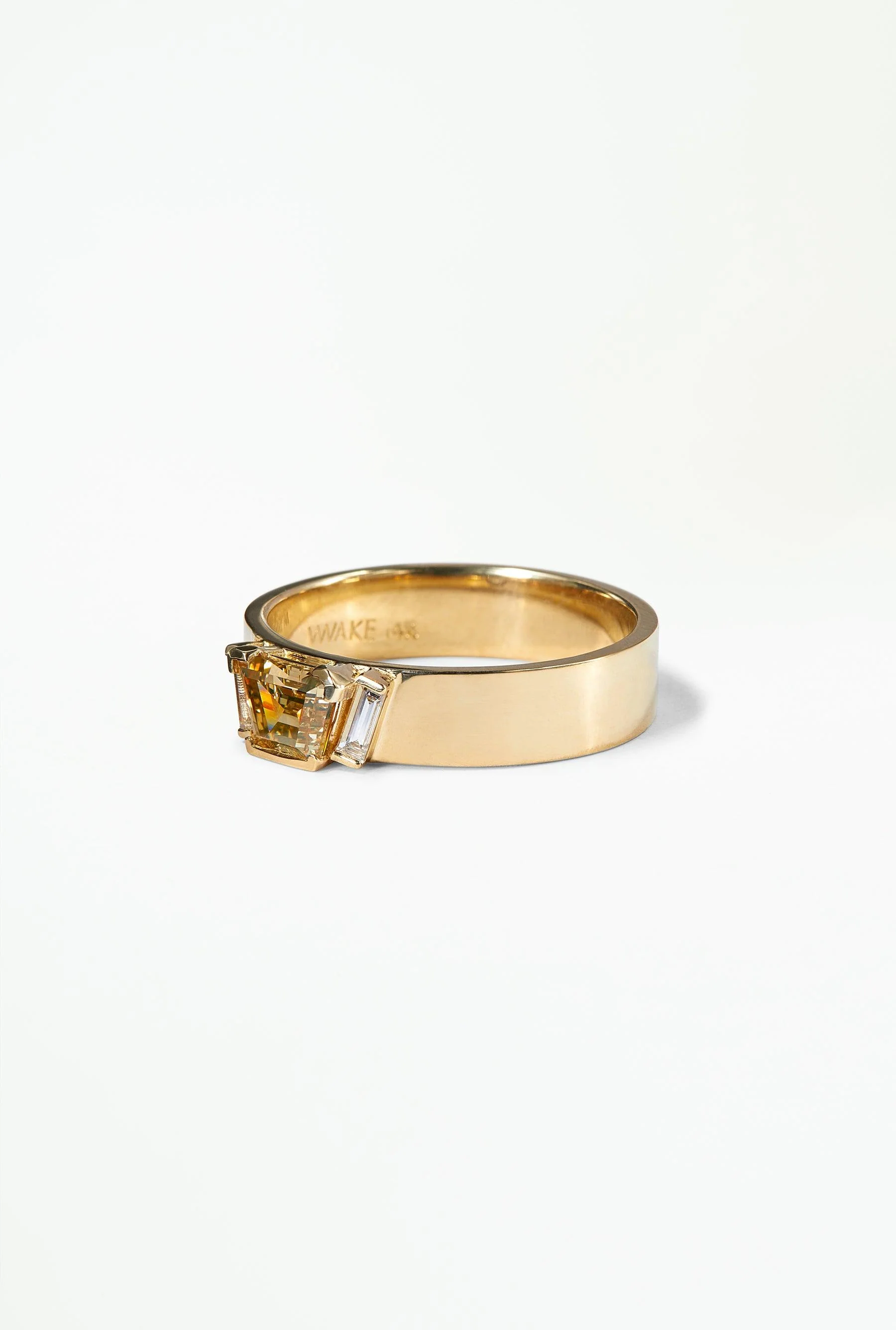One of a Kind Menhir Ring No. 4 - Image 4