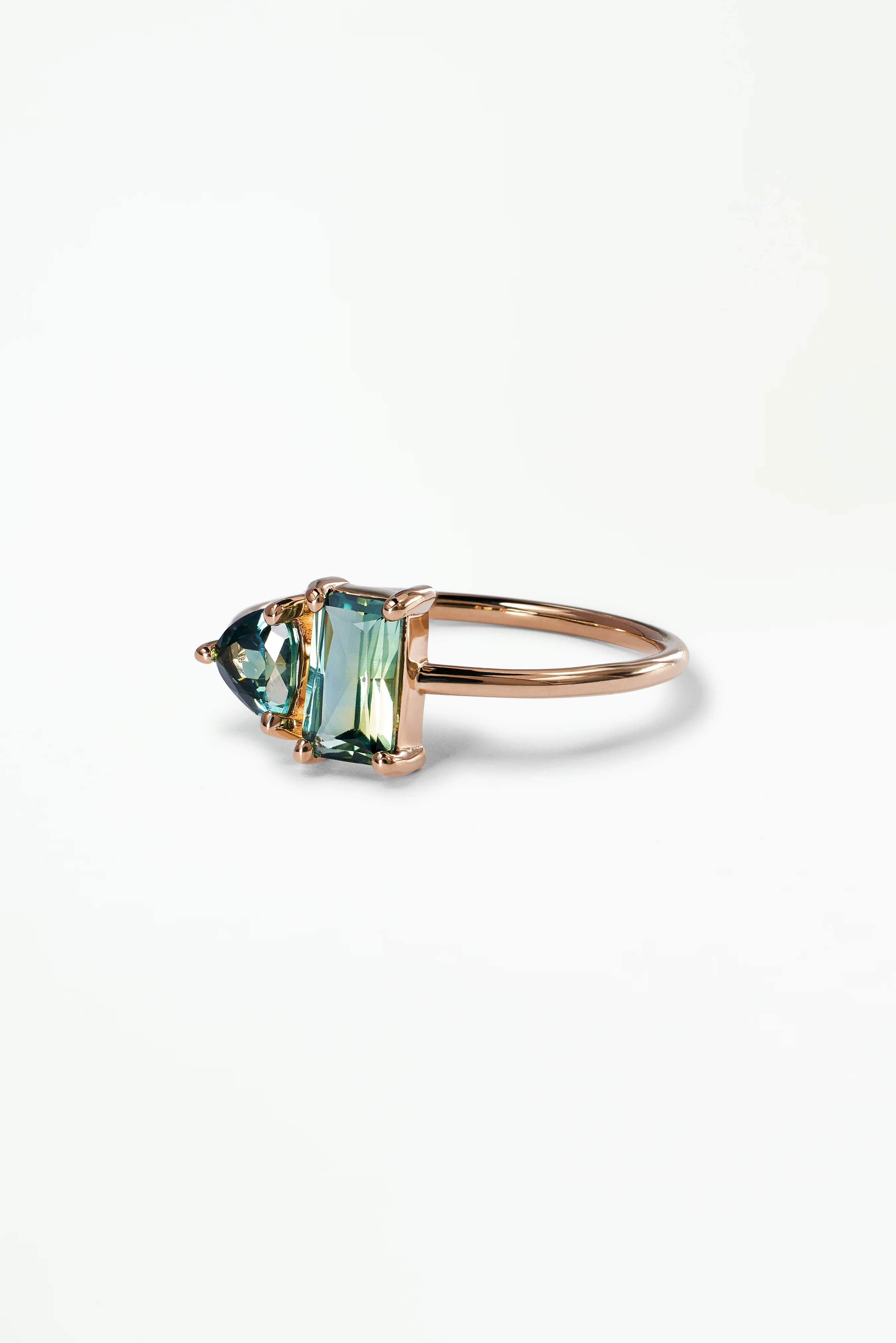 One of a Kind Emerald And Trillion Cut Sapphire Mosaic Ring No. 44 - Image 3