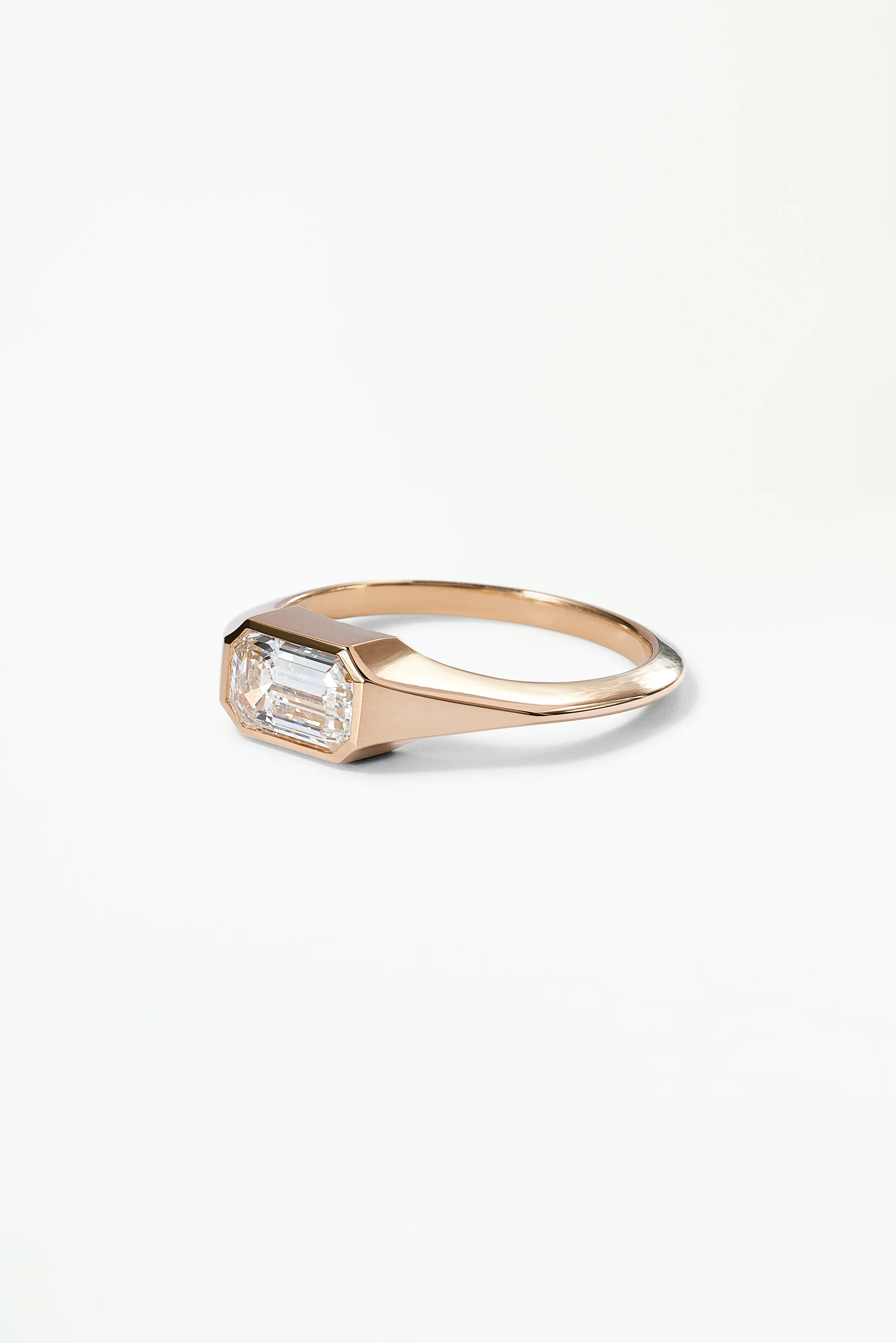 One of a Kind Emerald Cut Diamond Signet Ring No. 37 - Image 3