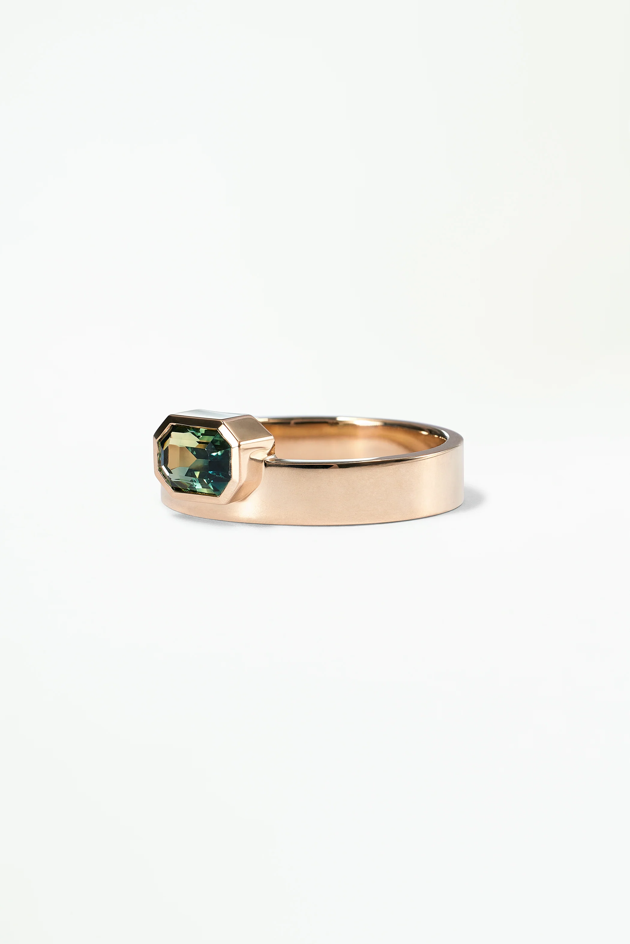 One of a Kind Emerald Cut Sapphire Monolith Ring No. 17 - Image 3