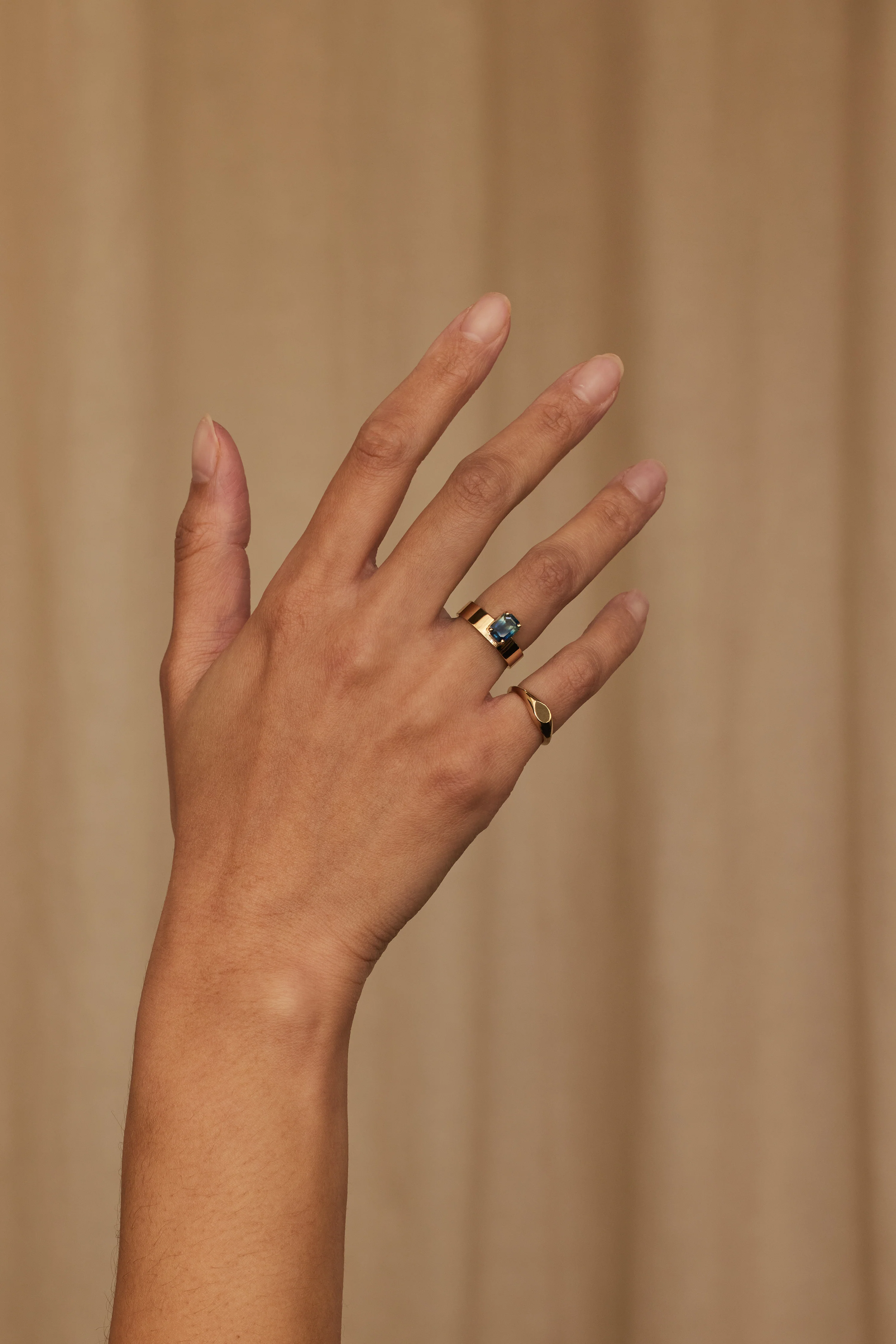 One of a Kind Emerald Cut Sapphire Monolith Ring No. 6 - Image 4