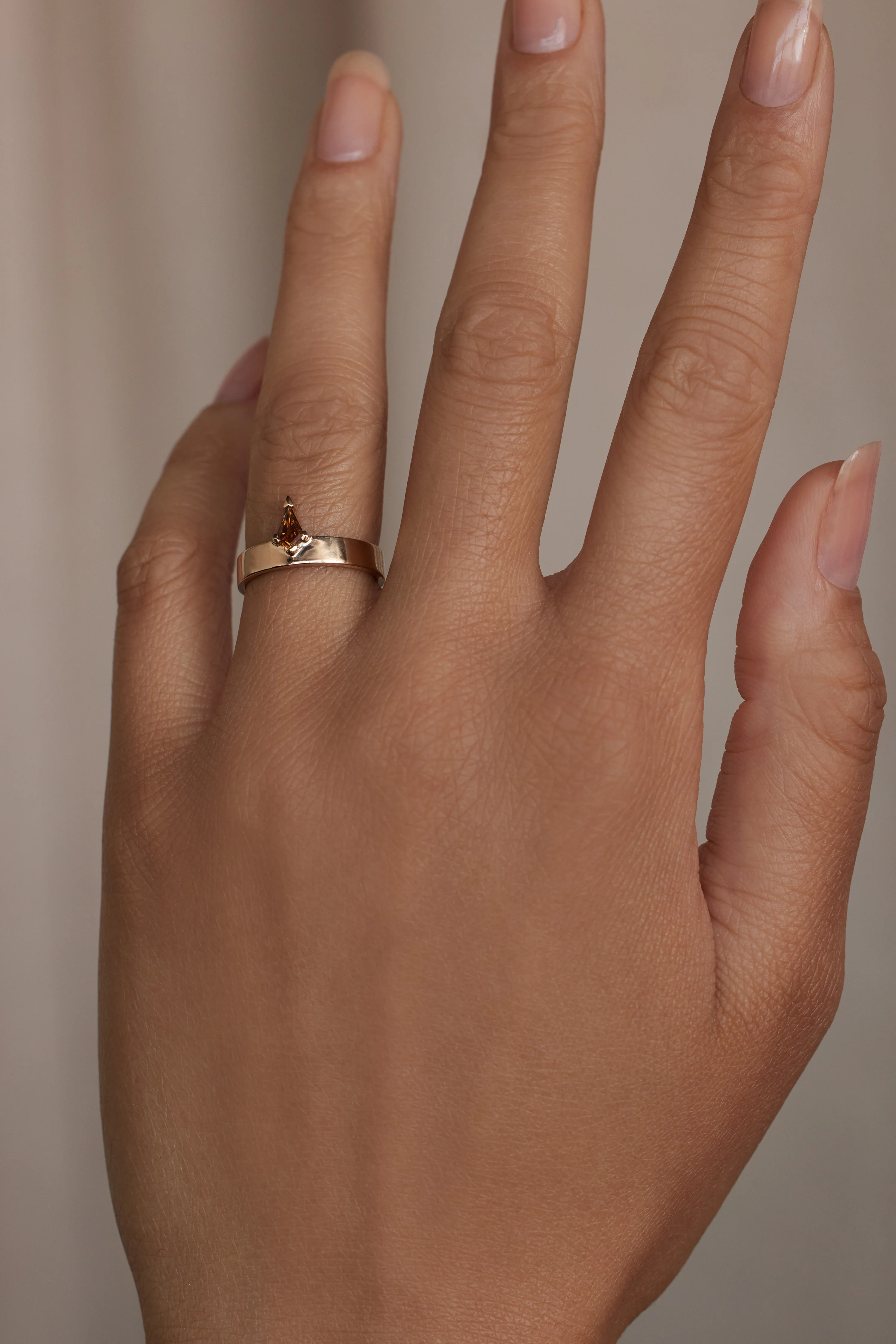 One of a Kind Kite Cut Diamond Monolith Ring No. 40 - Image 2