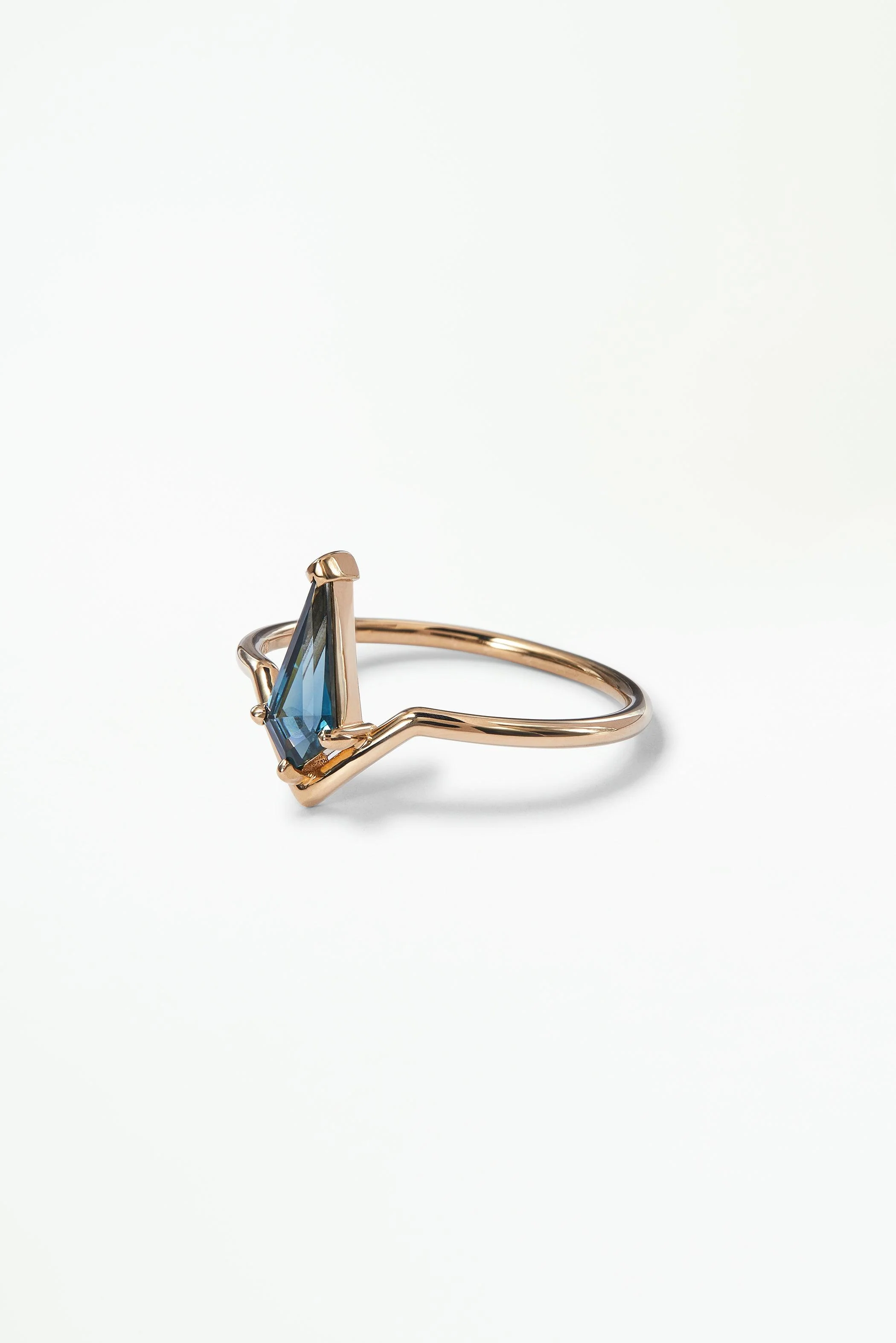 One of a Kind Nestled Sapphire Kite - Image 4
