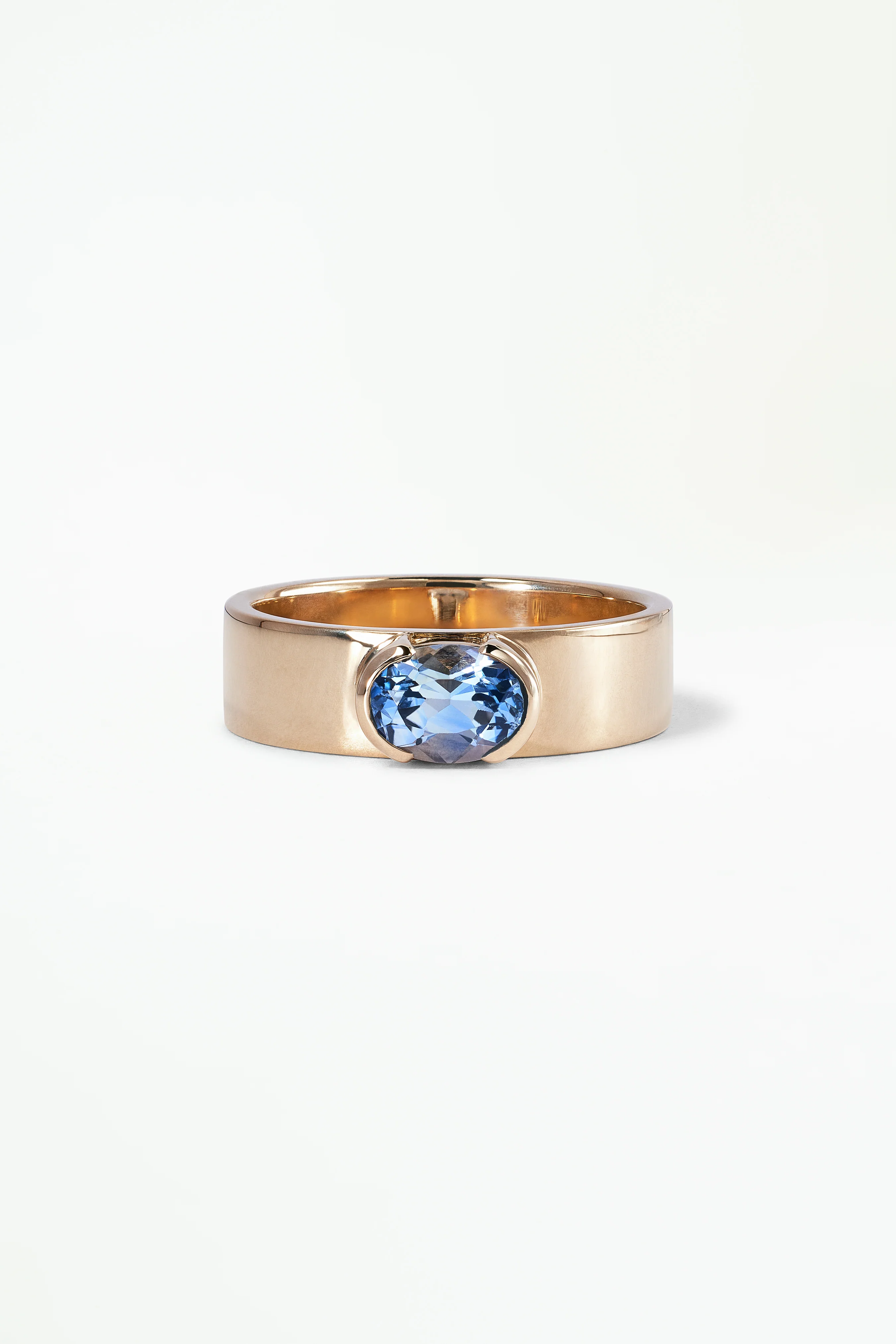 One of a Kind Oval Brilliant Cut Sapphire Menhir Ring No. 9