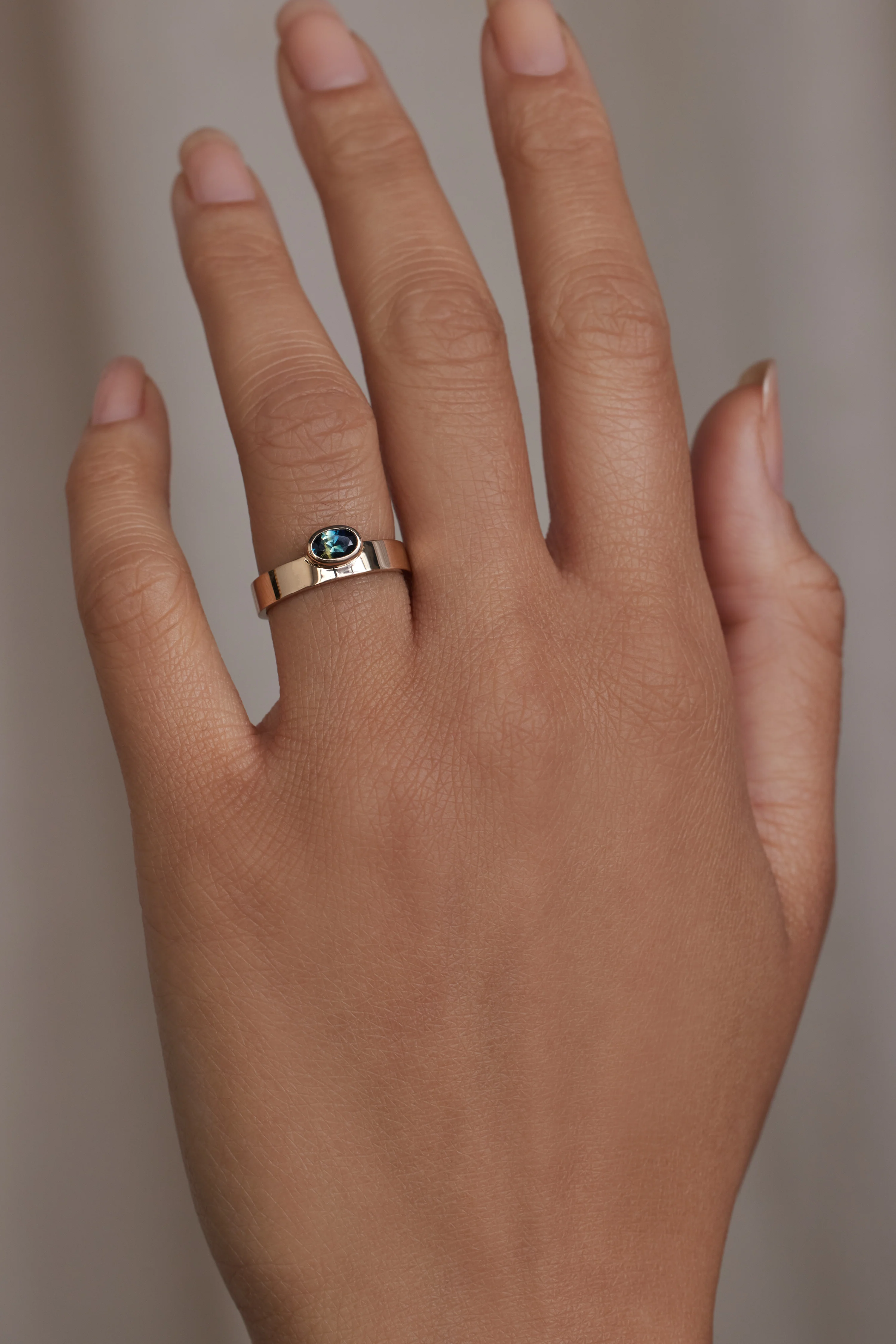 One of a Kind Oval Brilliant Cut Sapphire Monolith Ring No. 36 - Image 2