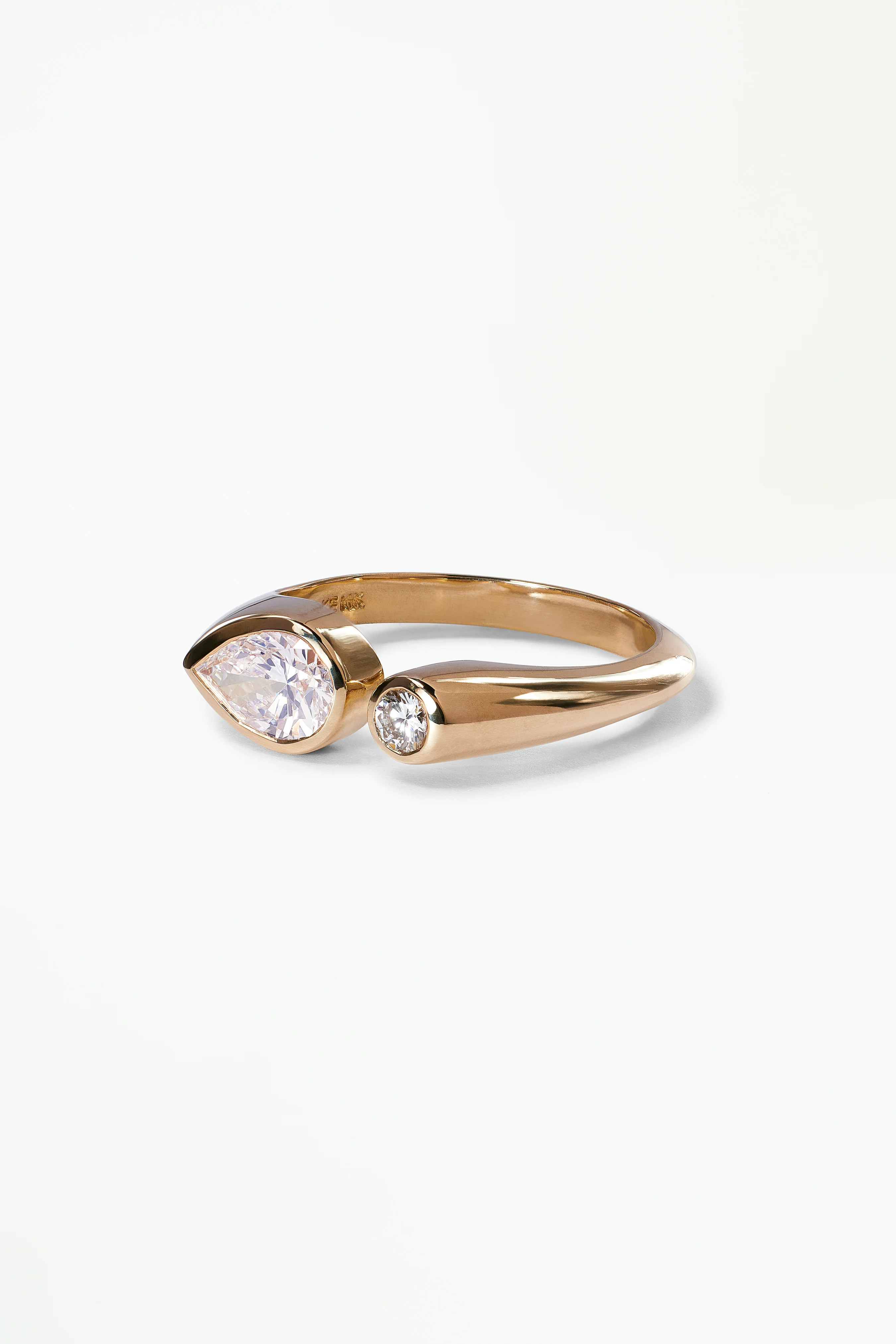 One of a Kind Pear Brilliant Cut Diamond Dyad Signet Ring No. 13 - Image 3