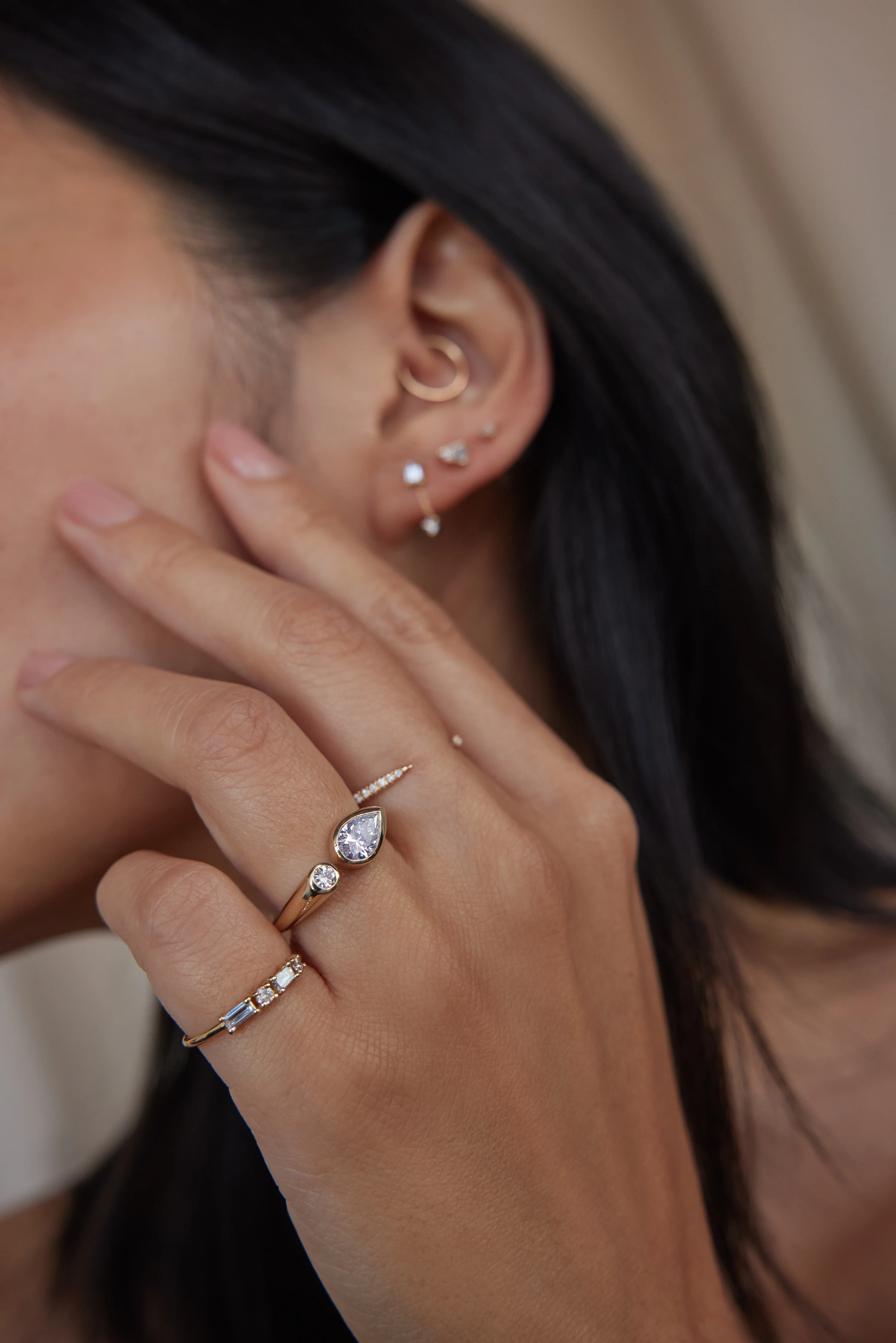 One of a Kind Pear Brilliant Cut Diamond Dyad Signet Ring No. 13 - Image 4