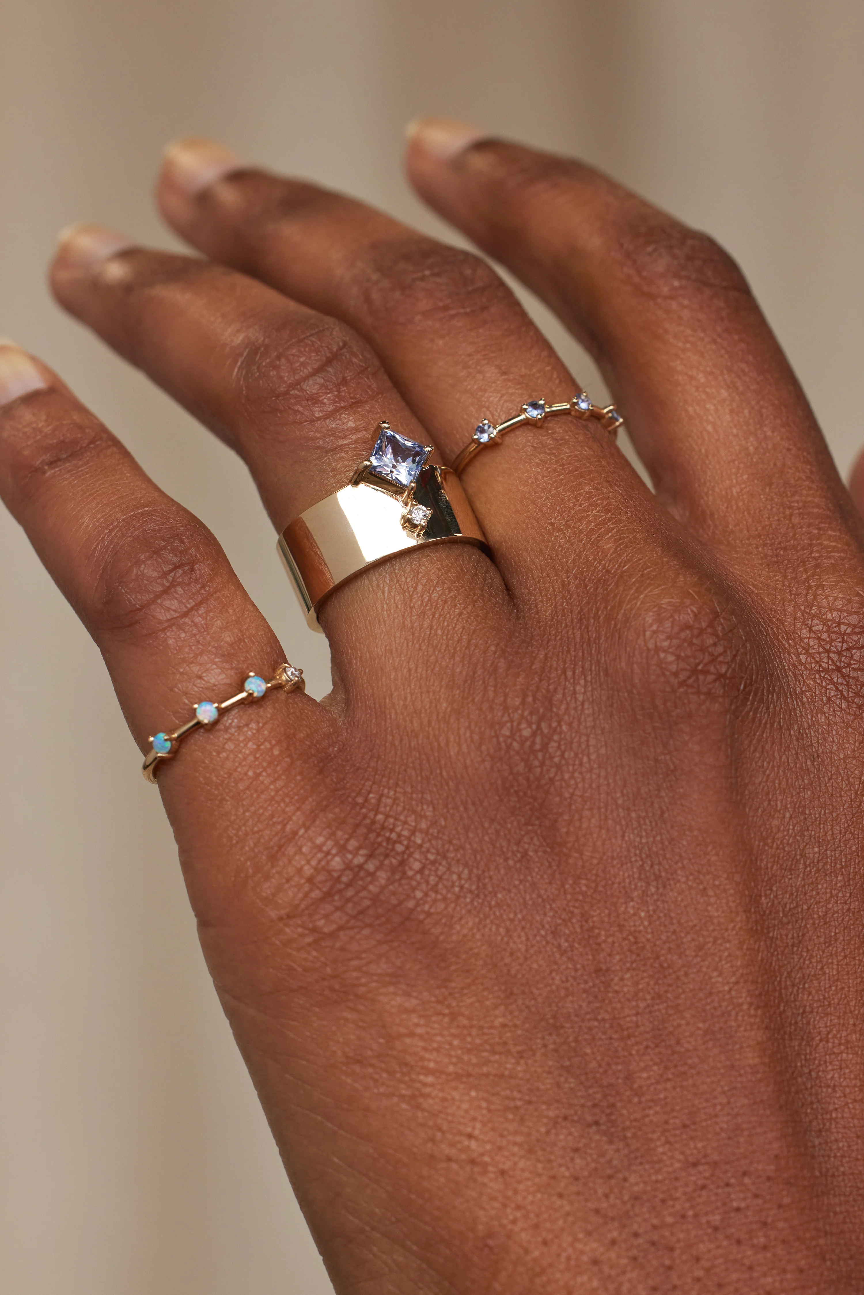One of a Kind Princess Cut Sapphire and Diamond Bricolage Ring No. 21 - Image 4