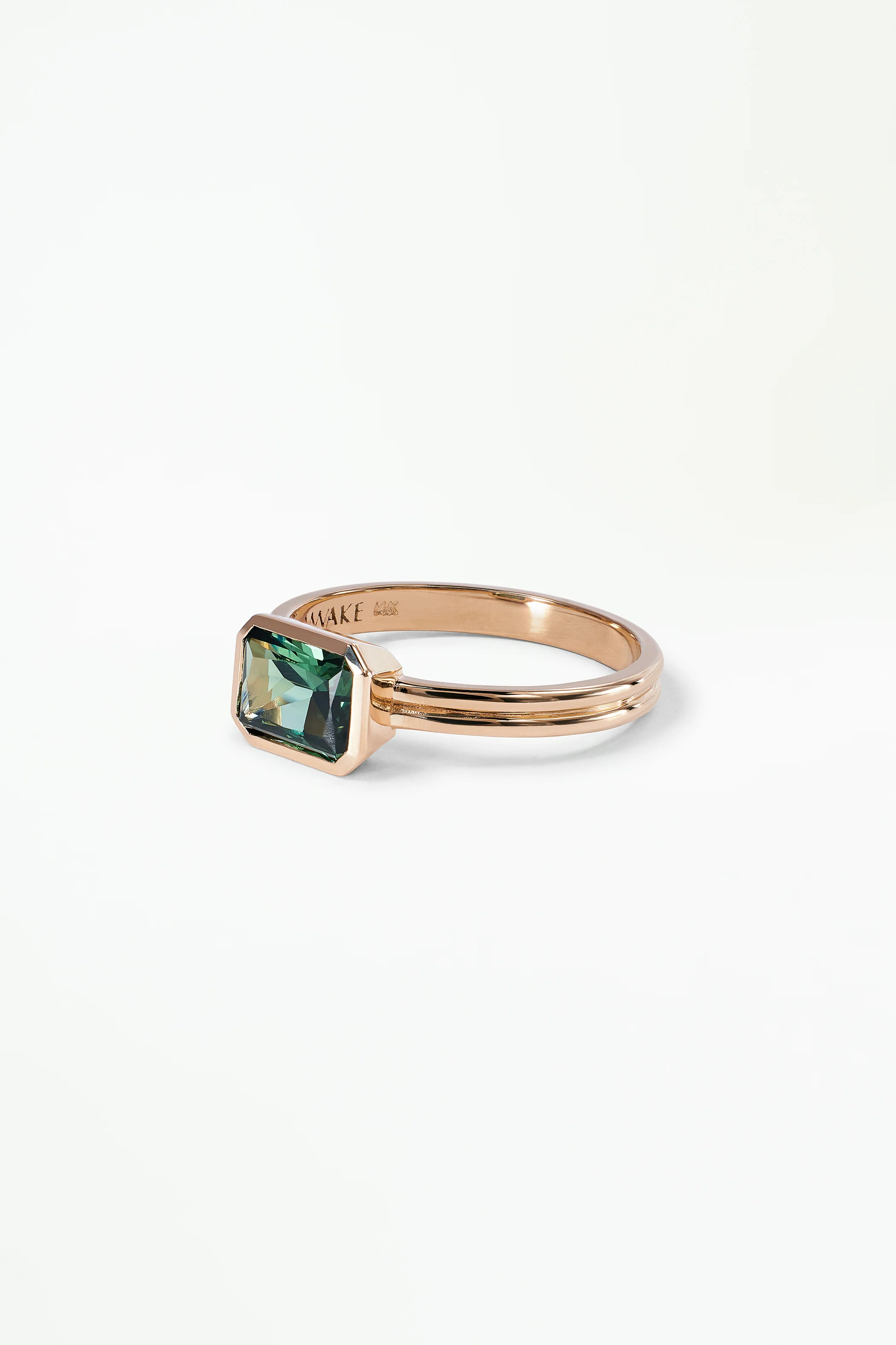 One of a Kind Radiant Cut Bi-Color Sapphire Solitaire Ring No. 4 - Image 3