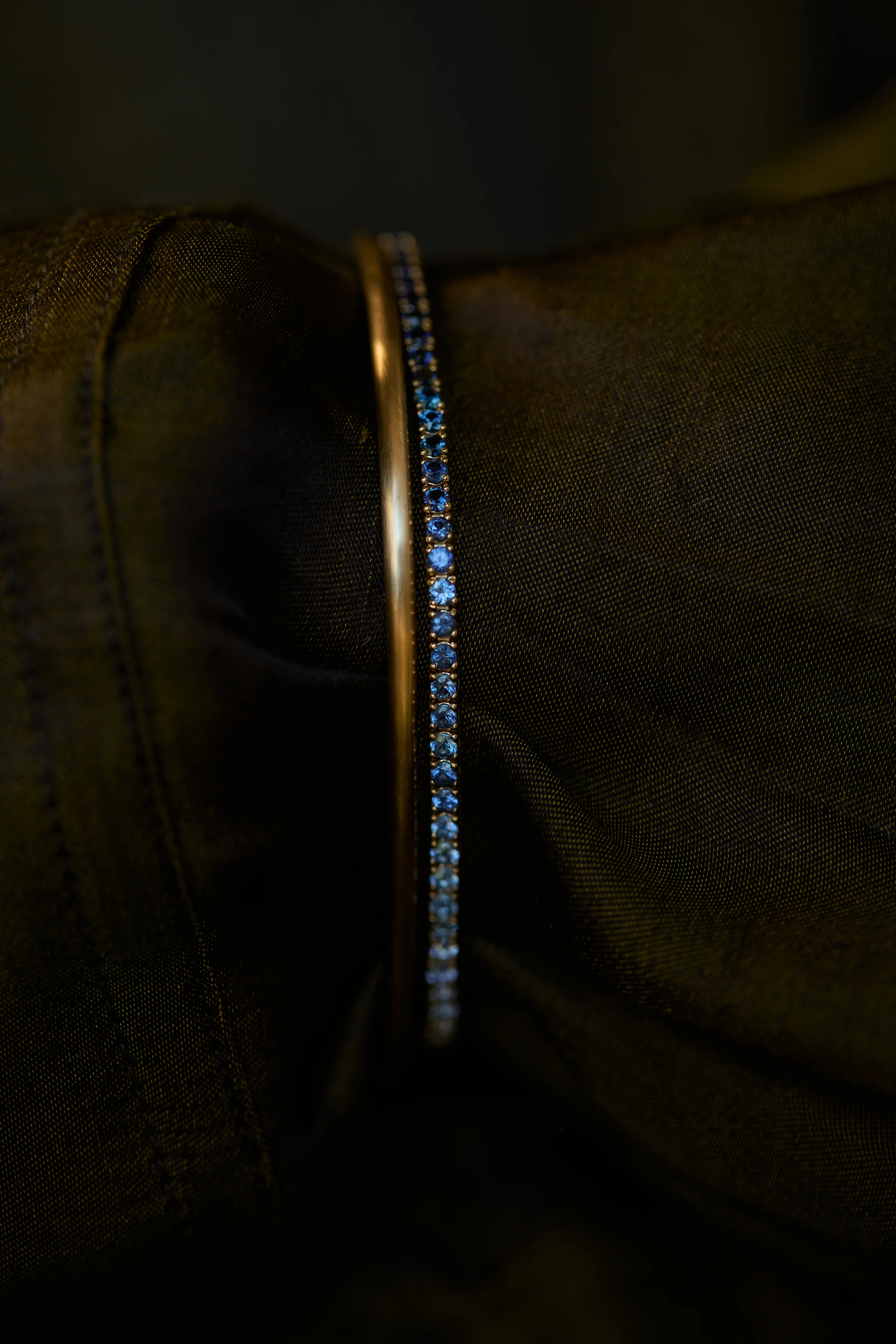 One of a Kind Sapphire Gradient Tennis Bracelet - Image 4
