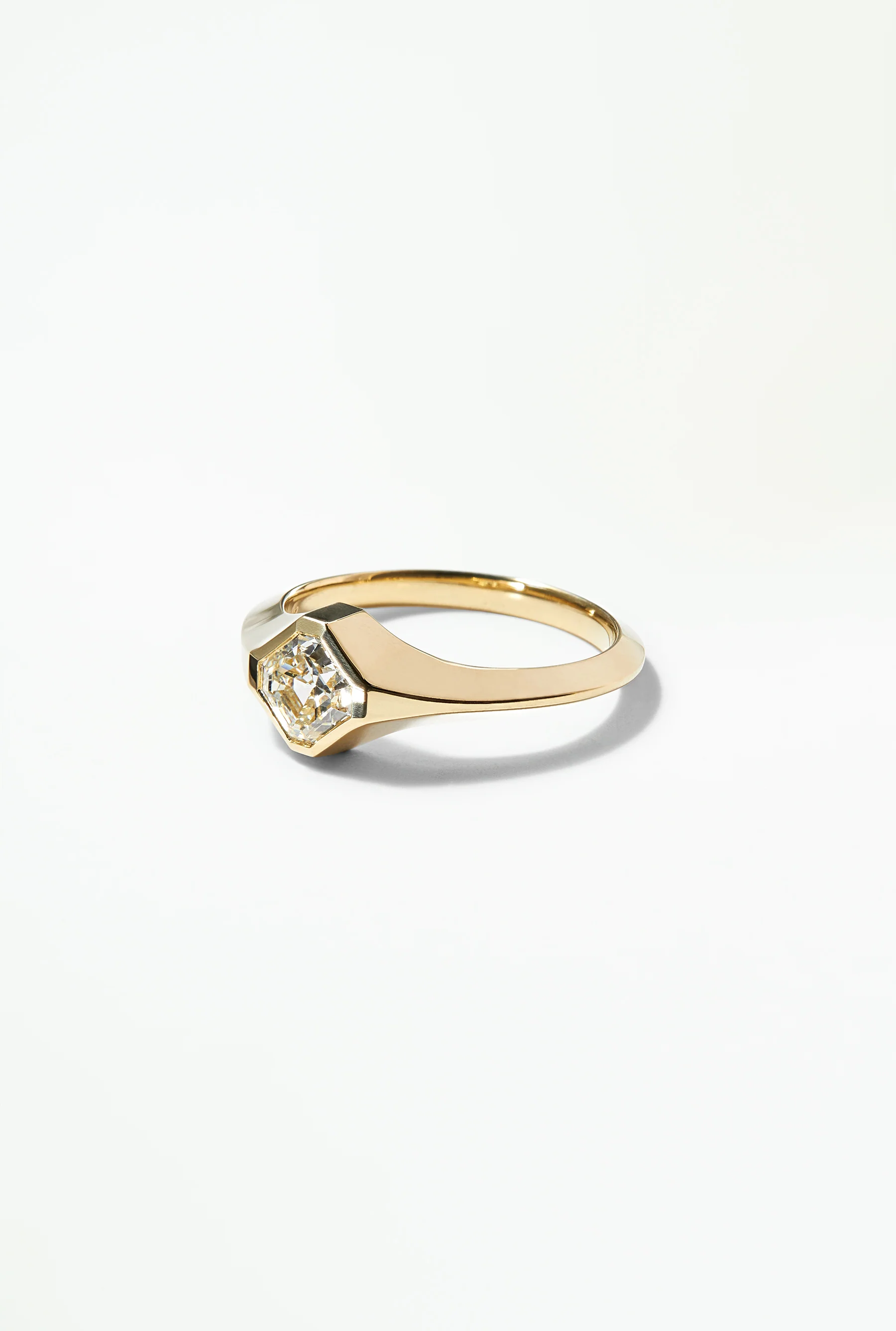 One of a Kind Solo Signet Ring No. 11 - Image 3