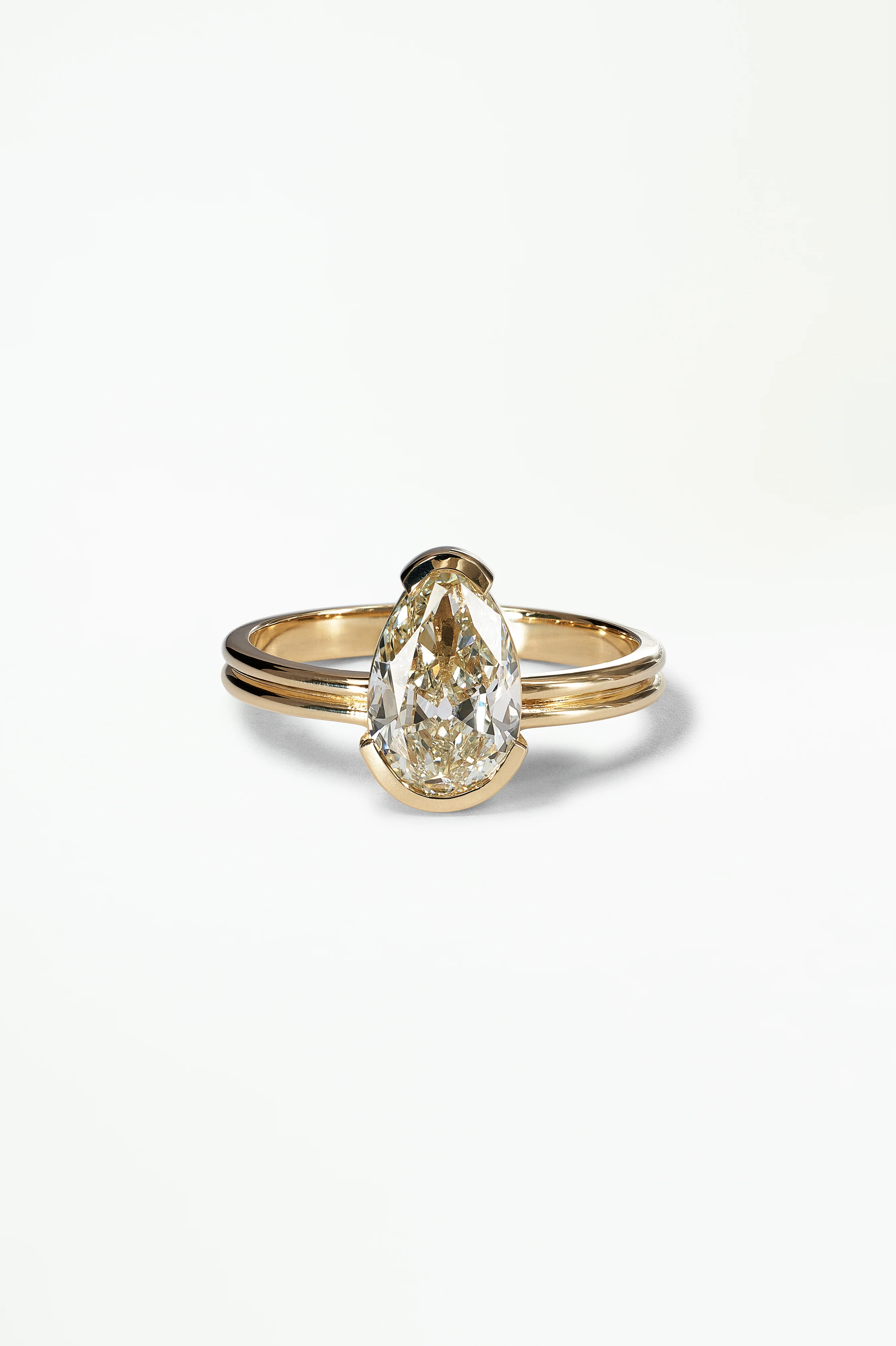 One of a Kind Vintage Pear Ridge Ring Set No. 1 - Image 3