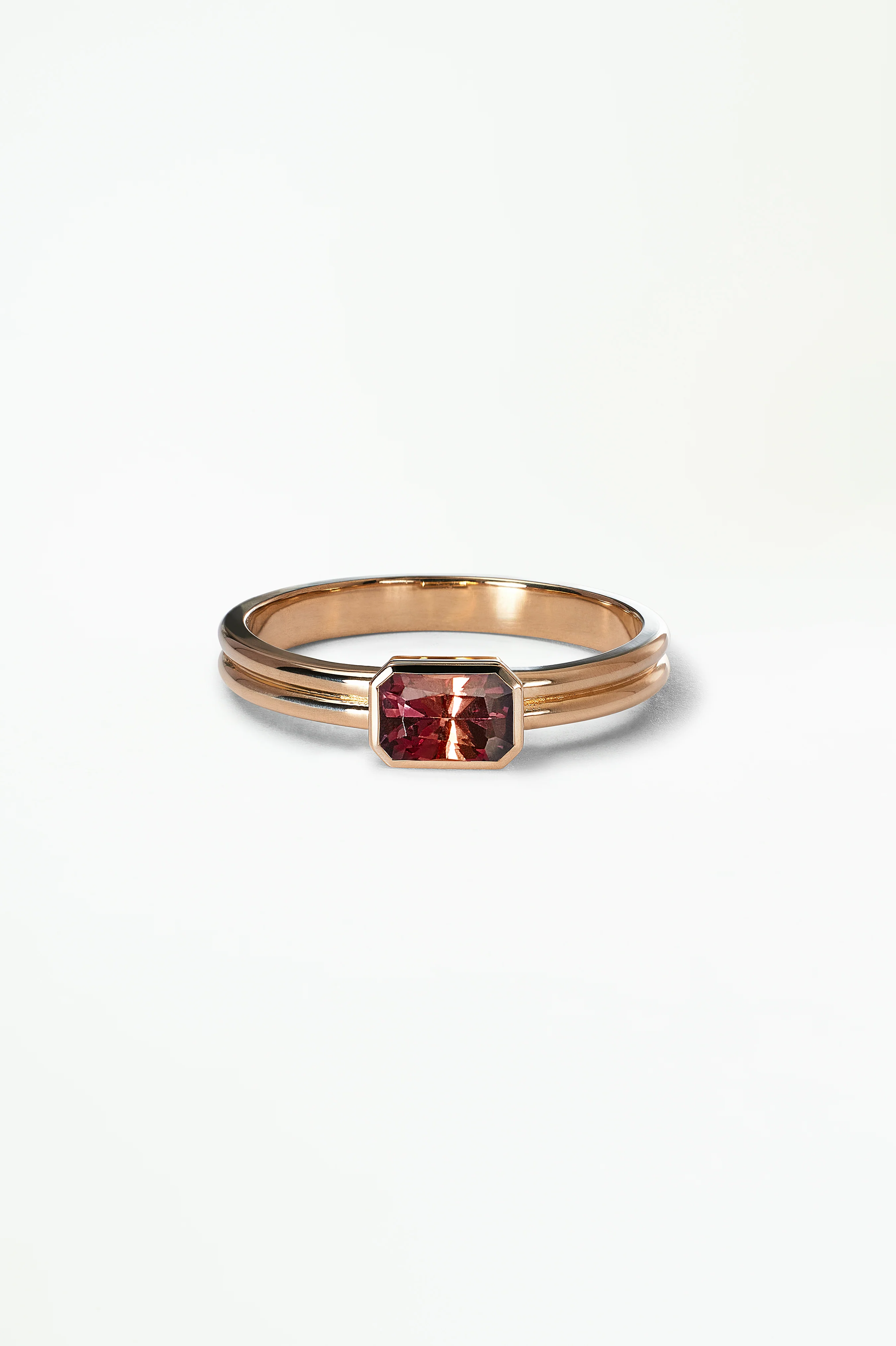 Ridge Solitaire Ring – Emerald Cut - Image 23