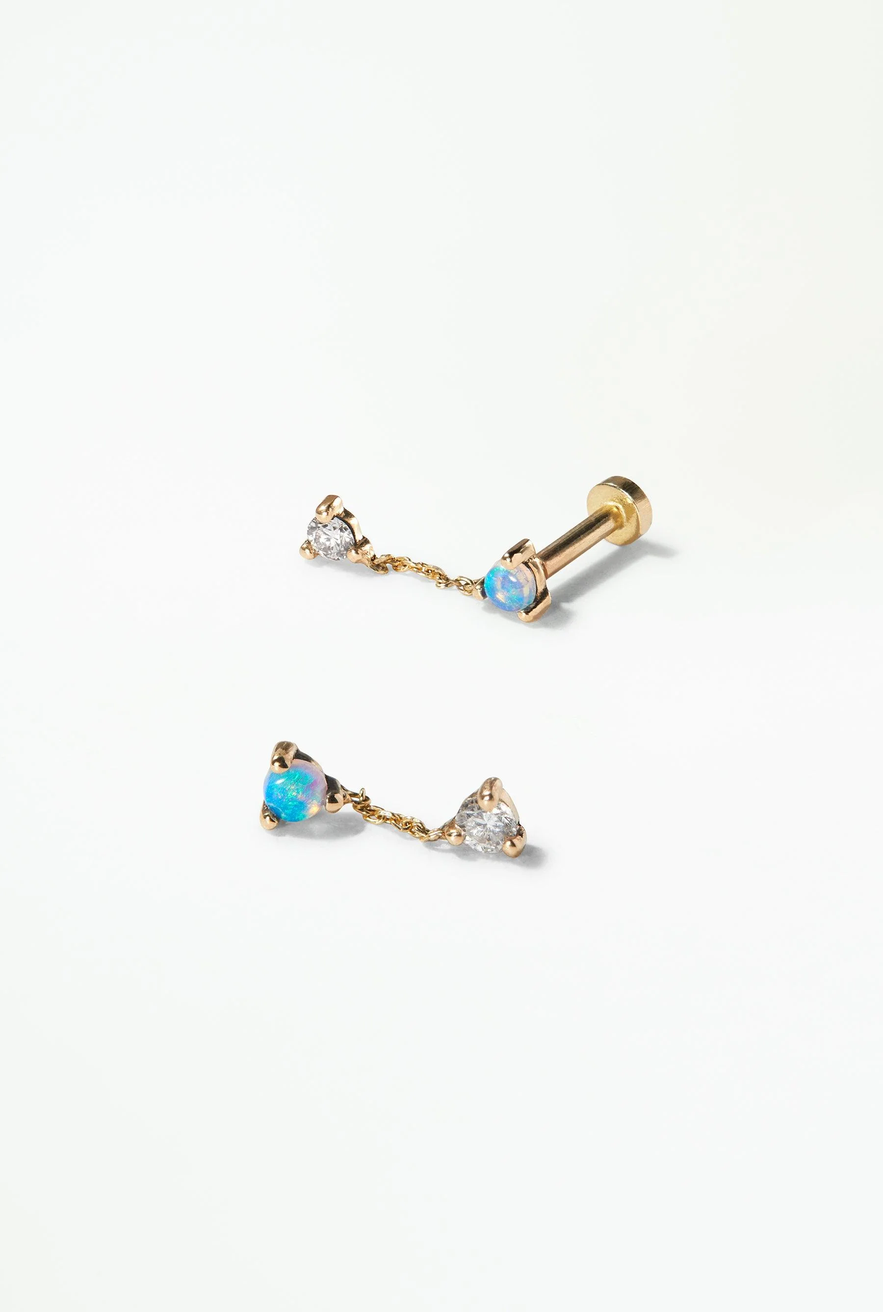 Small Two-Step Chain Earring - Flat Back - Single