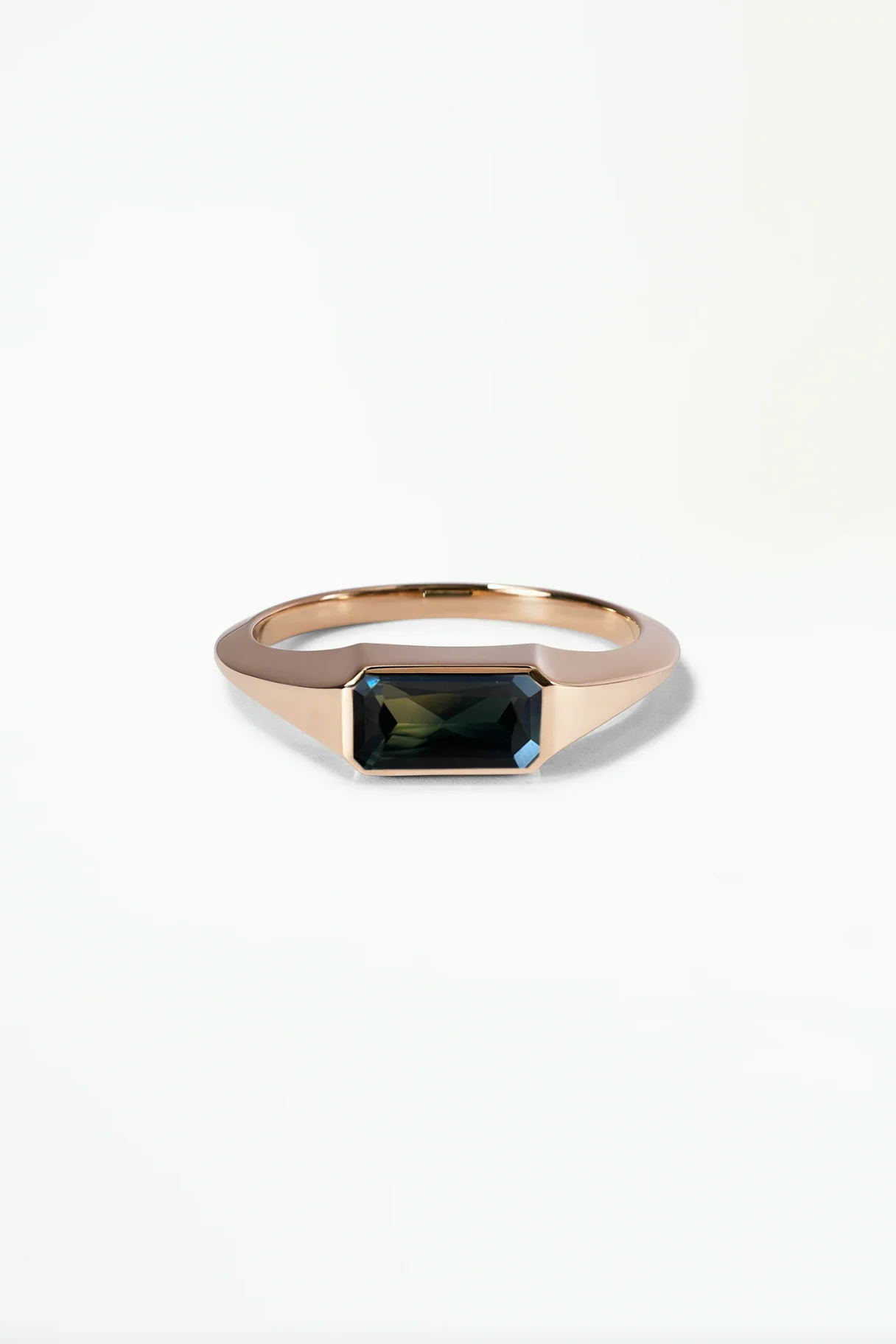 [TEST] Large Vertical Emerald Cut Monolith Ring - Image 3